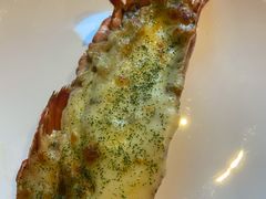 焗烤整只波斯顿龙虾-YUE·6·西式融合餐厅(外滩六号店)