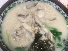 招牌黄鱼面-明呈黄鱼面馆(斜土路店)