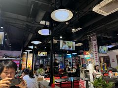 -马路牙子烧烤音乐酒馆(望京店)