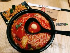 番茄牛肉米线-云味馆过桥米线(皇庭广场店)