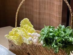 -余欢领鲜火锅(新街口店)