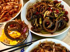-丹水桥地锅鱼·翘嘴鲌·地方特色全鱼宴(丹江口大坝店)