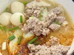 柠檬酸辣汤粿条-榮泰米粉湯(Left Shop)