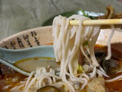 -三爷糟粕醋·鲜鱼汤·海南特色小吃(新华南路店)