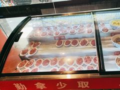 -牛满溢·自助潮汕鲜牛肉火锅(龙汇路店)