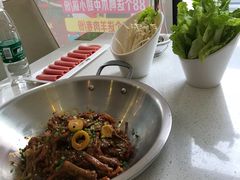 -张大师鸭爪爪特色干锅(南湖店)