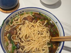 -镇南锅盖面馆(解放路店)