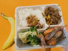 -盒马鲜生(丁香国际店)