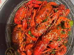-肥肥虾庄·金牌油焖大虾(杨园滨江时代walk店)