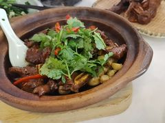 -五谷芳乳鸽王(梅沙老店)