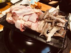 -洪氏嗨捞·广东猪肚鸡·椰子鸡火锅(西咸万象城店)