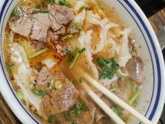 -破瓦寒窑·地摊烤羊排