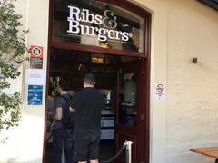 -Ribs & Burgers The Rocks