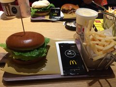 -麦当劳(新王府井店)
