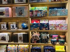 -猫的天空之城概念书店(杭州南宋御街店)