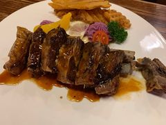 蜜汁牛排-马迭尔德式西餐精酿啤酒屋(中央大街店)