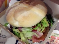 -麦当劳(百联西郊购物中心店)