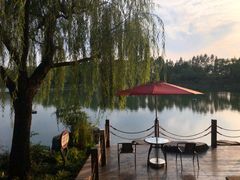 -上海怡沁园度假酒店