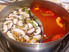 双拼锅底-青瓷火锅料理(西单大悦城店)