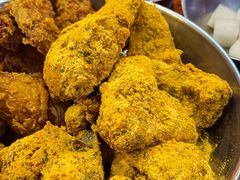 芝士炸鸡-BHC炸鸡(明洞总店)