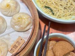 -裕兴记•蟹黄面馆(人民广场店)