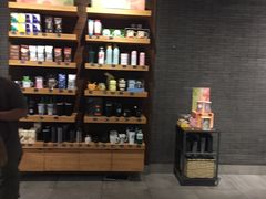 -星巴克臻选(济南万达店)