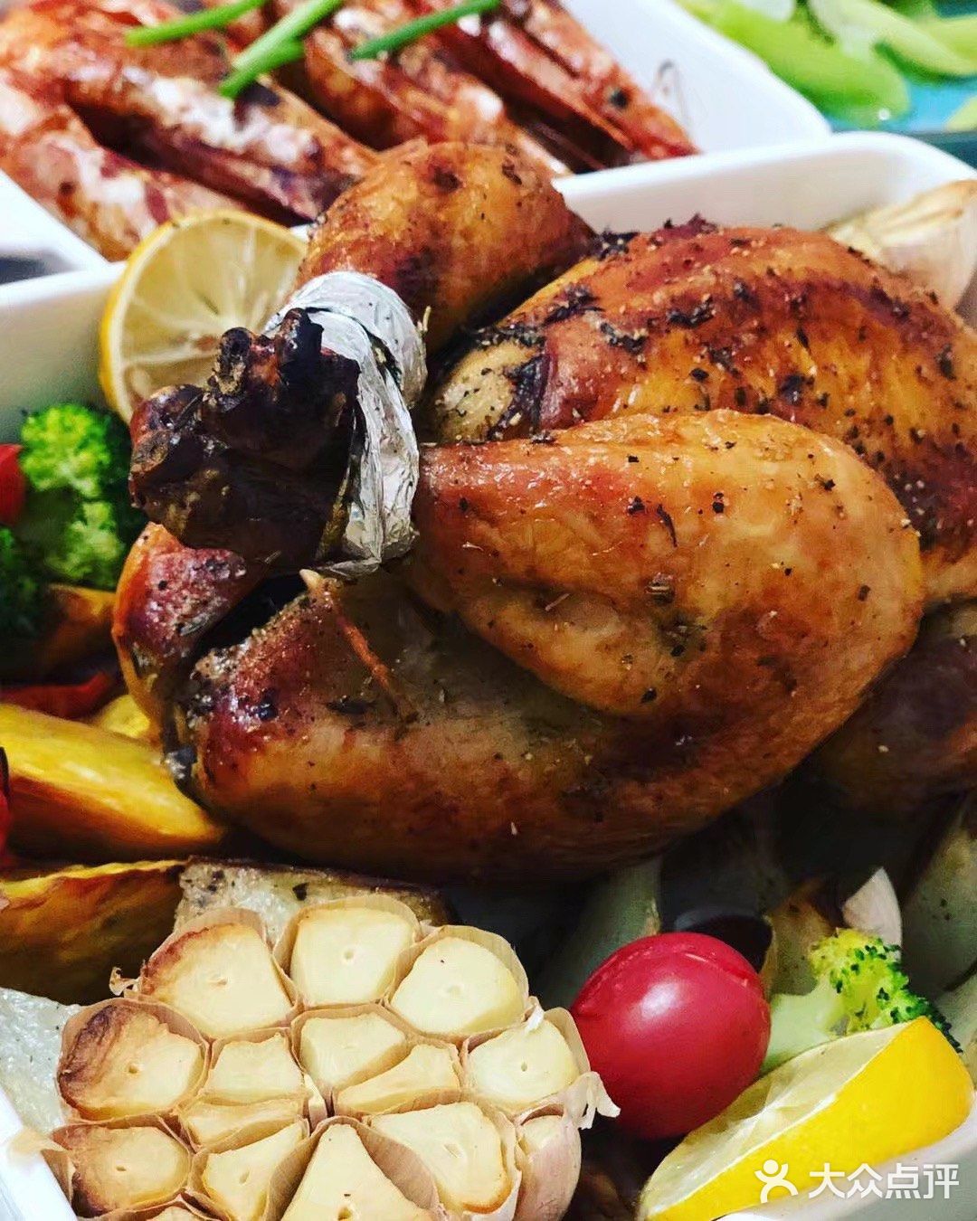 圣诞节想在家招待朋友,提前一天腌制,当天给他们做了烤鸡