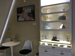 -MedSkinCare科技祛痘肌肤修护中心