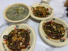 -何永光123鲜牛肉馆(1号店)