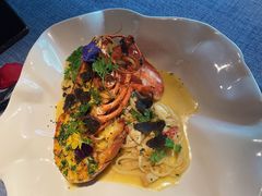 -弦月窗LUNETTE BY AMANDA(复兴路店)