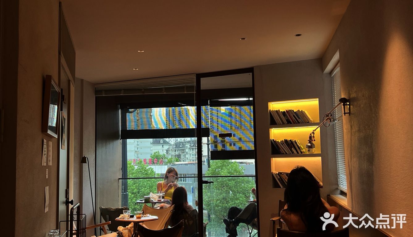 温州探店🚶🏼‍♂☕初秋出门喝咖啡～