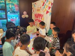 -岷山饭店-芝芝自助餐厅