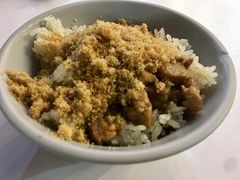 -六合夜市