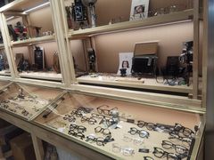 -棱石眼镜(CP静安店)