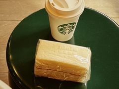-星巴克臻选(上海今潮8弄店)