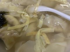 -海平馄饨(逍遥二路店)