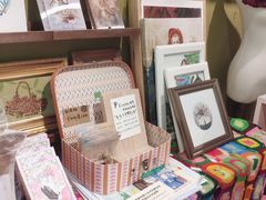 -恋物百货商店(华侨城店)