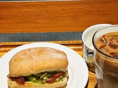 -Peet's 皮爷咖啡(东湖路手作店)