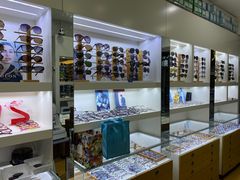 -广州宝岛眼镜武汉和光眼镜市场西区店