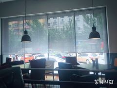 靠窗位-米兰西点(鞍山店)