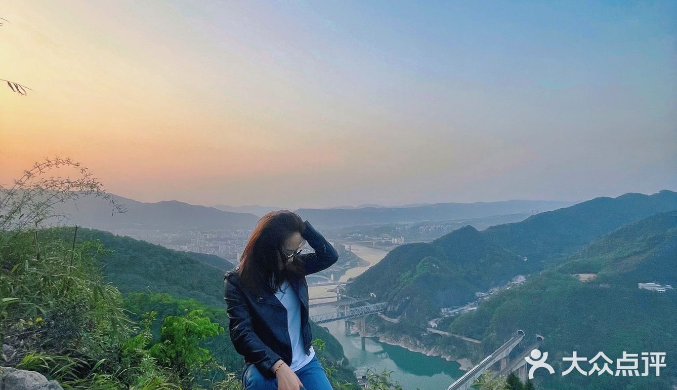 重庆新晋网红打卡地——八桥叠翠