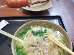 -亮亮面馆(经六路店)