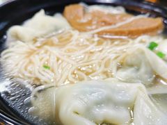 荠菜鲜肉馄饨-食惠里小笼包面馆(越秀店)
