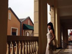 -王府井奥莱临潼小镇(临潼店)