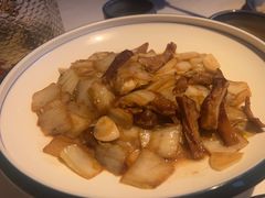 -八府香鸭·啫啫煲(华山路店)