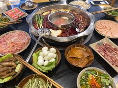 -周幺妹重庆老火锅(银泰城总店)