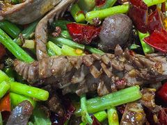 -华光驿站私房菜·黑金冠