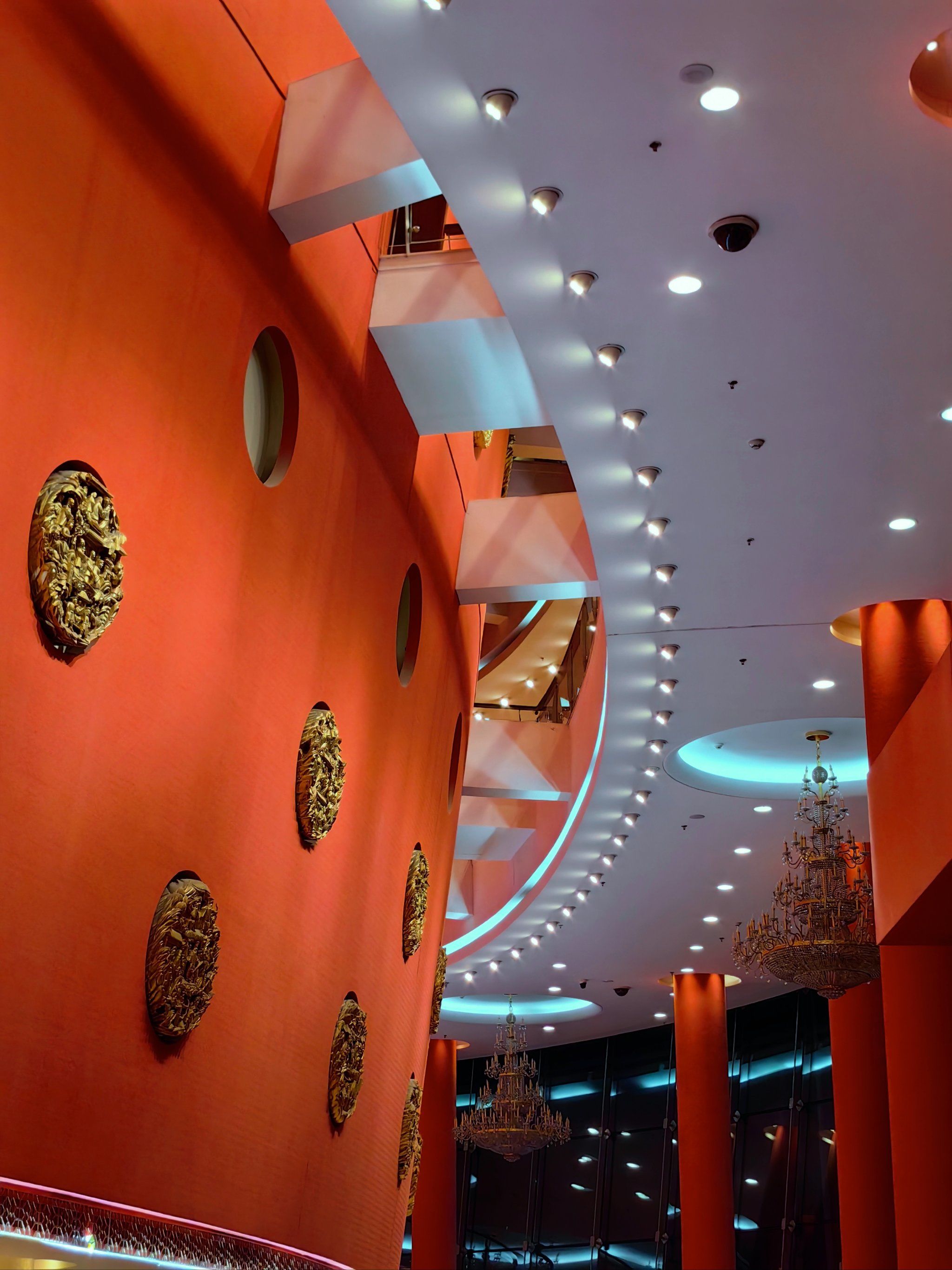 梅兰芳大剧院具有演出,展览,会议,声像录制等多种功能