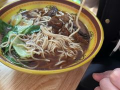 -牛八味面馆