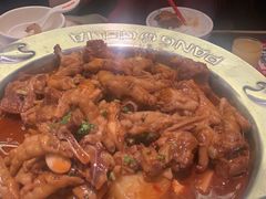 鸡爪煲-胖哥俩肉蟹煲(湖滨银泰in77店)